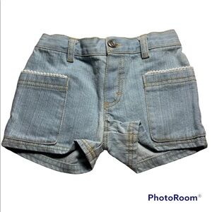 NWOT light wash denim shorts size 3T